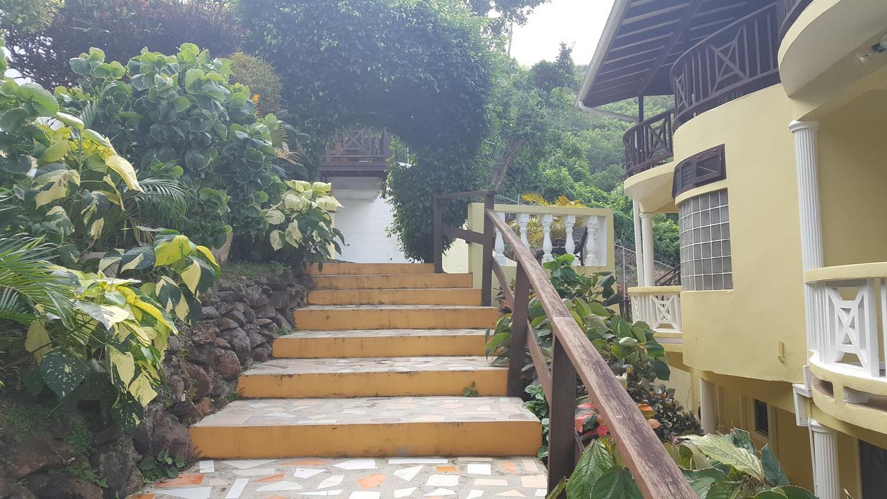 Heavenly Suites La Feuillet Екстериор снимка