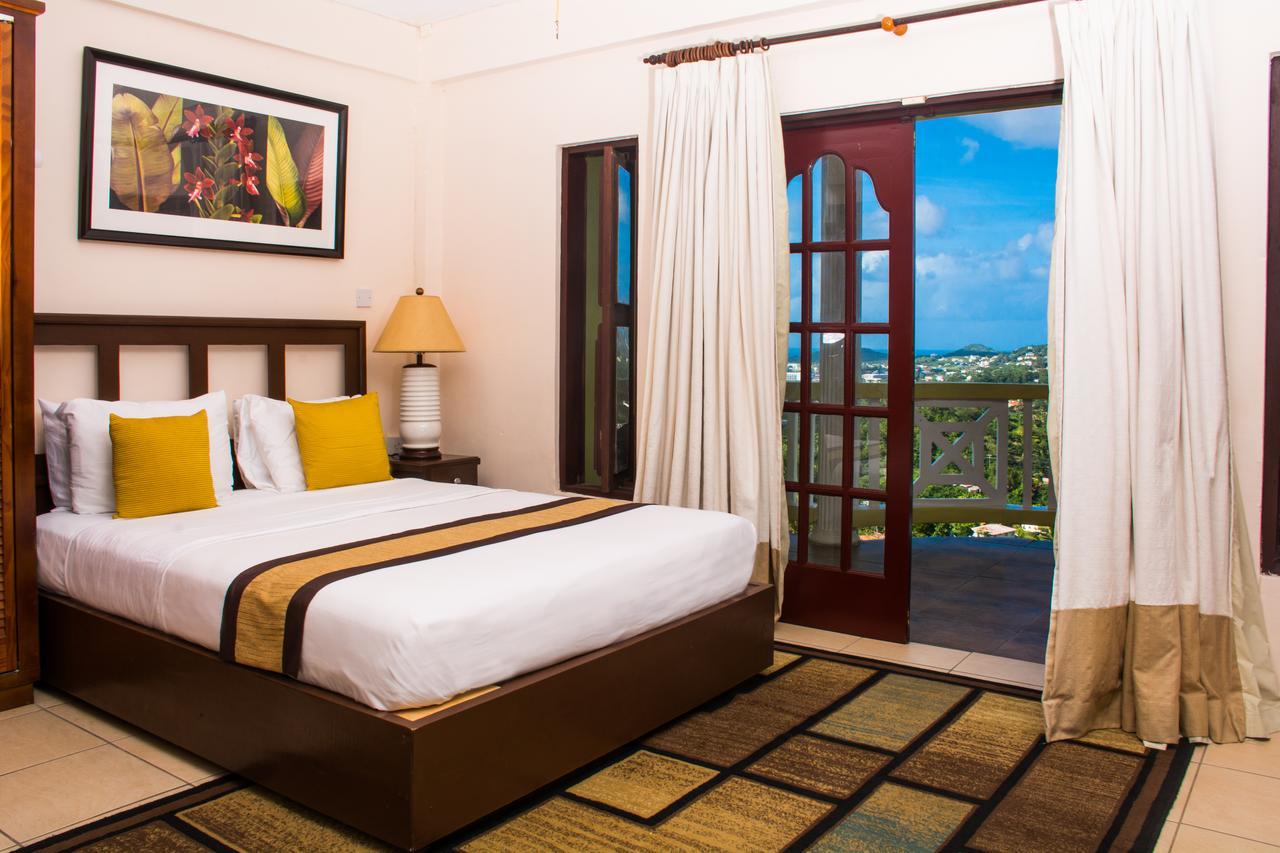 Heavenly Suites La Feuillet Екстериор снимка