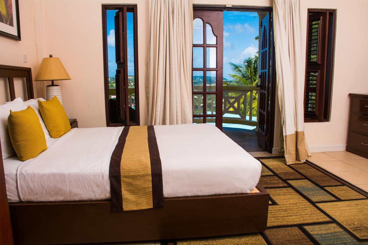 Heavenly Suites La Feuillet Екстериор снимка