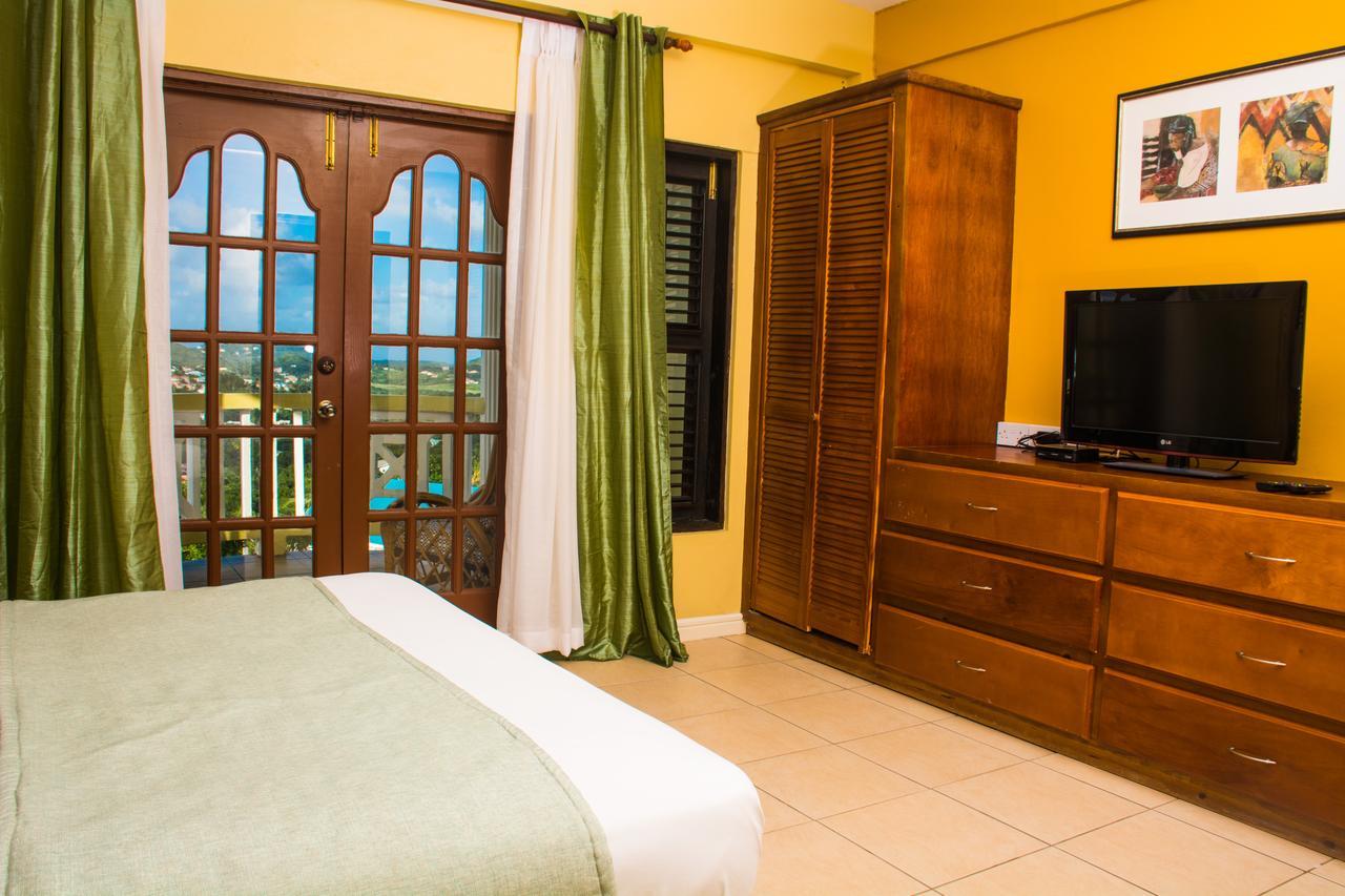 Heavenly Suites La Feuillet Екстериор снимка