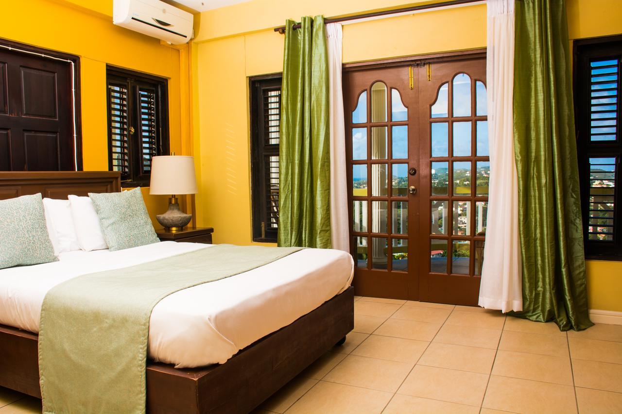 Heavenly Suites La Feuillet Екстериор снимка